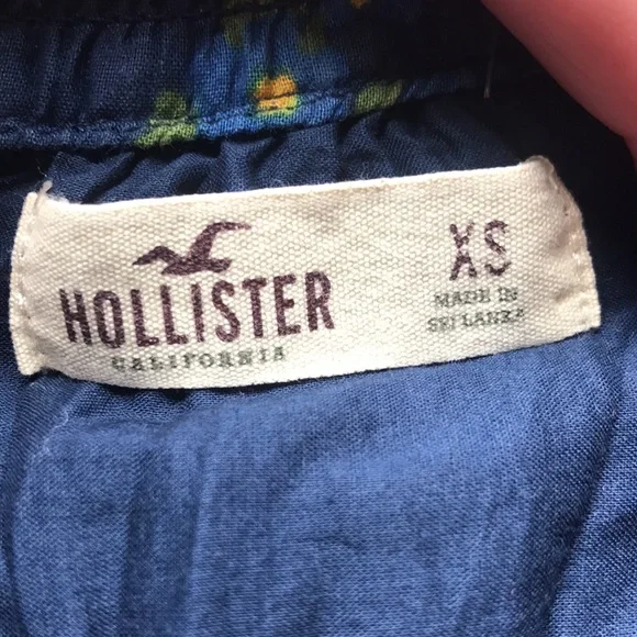 Hollister Navy High Waisted Floral Circle Skirt, Size XS - Picture 4 of 5